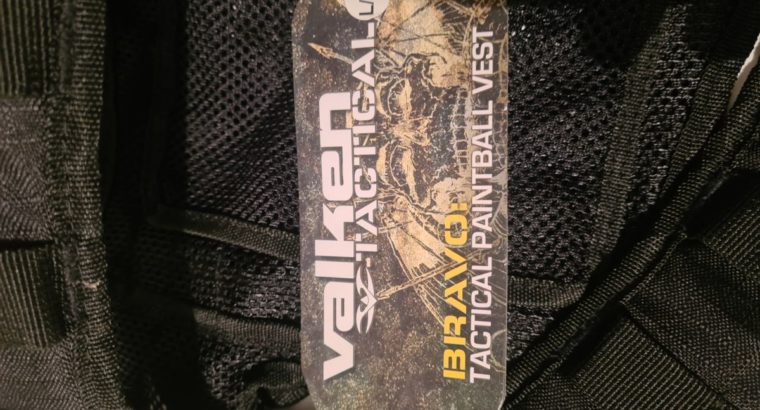 Tactical Weste mit integriertem Battelpack
