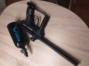 Spyder MR 100 mit Flasche