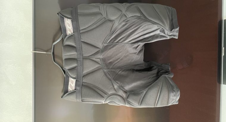 Dye Schutzhose “Performance” schwarz