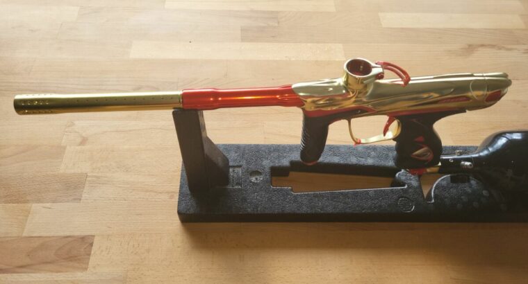 Dye DM 15 Iron Man Gold/Rot