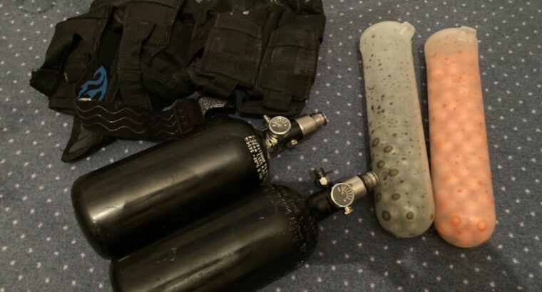 Paintball Set mit drei Markierern, Tanks und mehr
