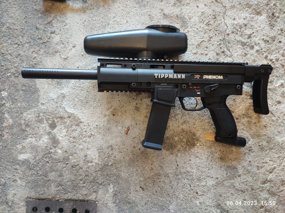 Tippmann X7 Phenom mit viel Zubehor Paintball Basar