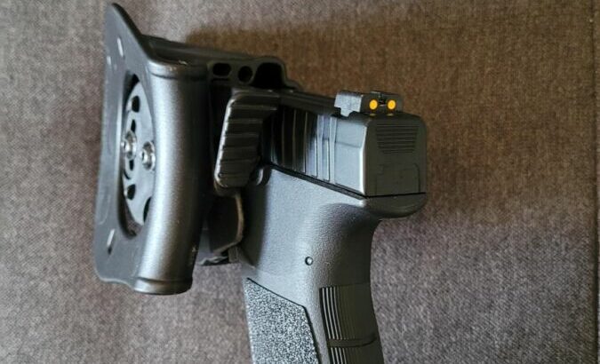 T4E TPM1 mit Holster