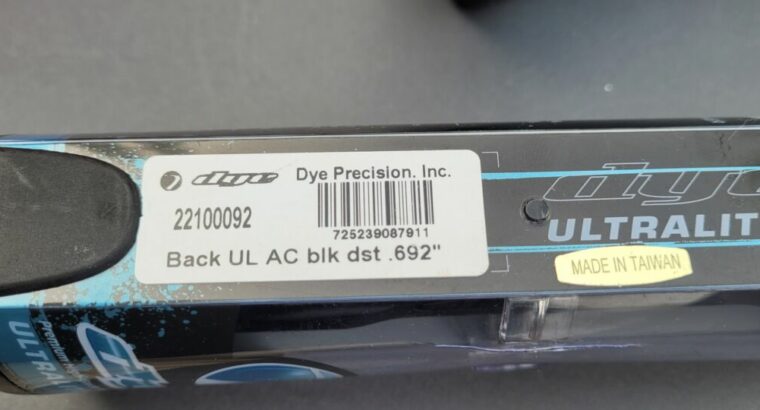 DYE Back UL Black 692