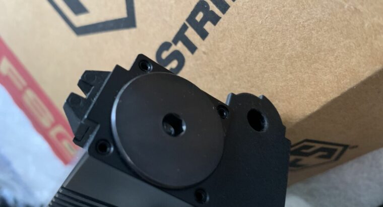 Paintball Markierer First Strike wie neu, nicht gebraucht, 2 Zusatzmagazine 8er, 50 CO2 12gr., 20 CO2 8gr.