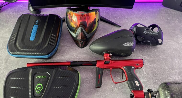 Shocker XLS + DYE Rotor 2 + 1.1L Armotech mit 300bar + Freak Set XL 16 + DYE I5 Komplett Paintball Set