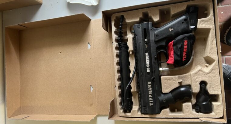 Paintball Markierer inklusive Zubehör