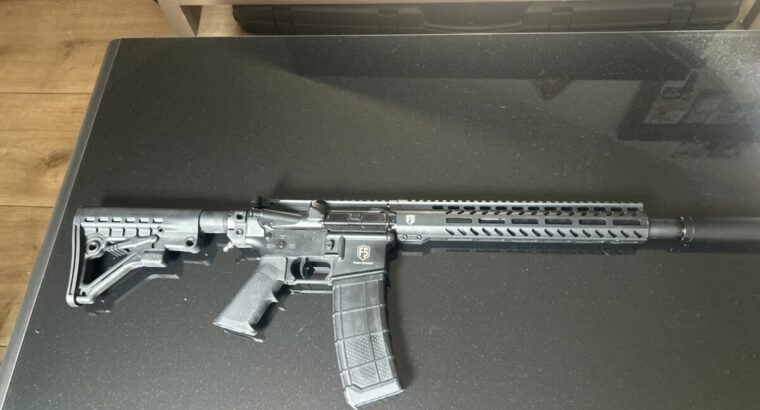 T 15 First Strike Wie Neu