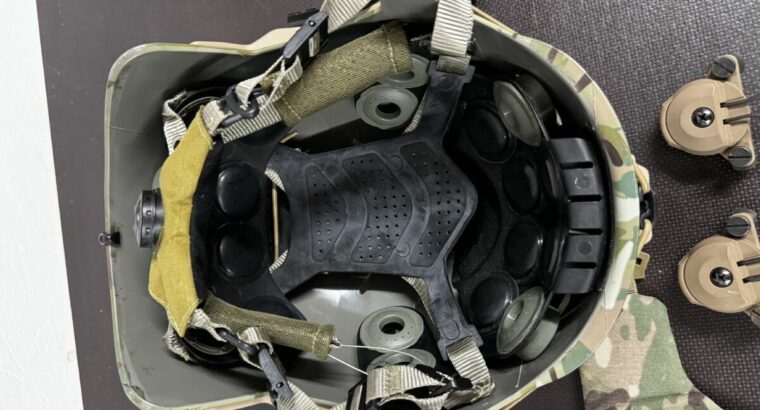 EXF Helm + Halter Gehörschutz + Bolle Tactical x1000 + Mundschutz
