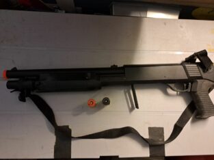 Pump gun mit zwei Patronen