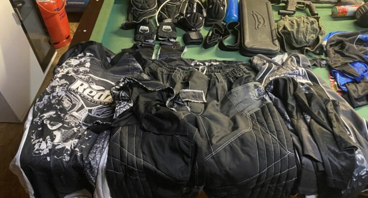 2 mal Paintball Ausrüstung komplett, weitere Fotos auf Nachfrage