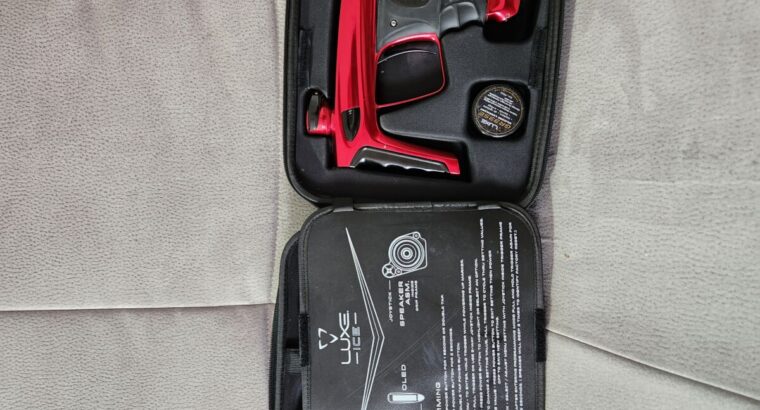 DLX Luxe Ice Rot Schwarz