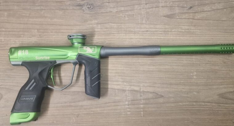 Dye DSR paintball Markierer