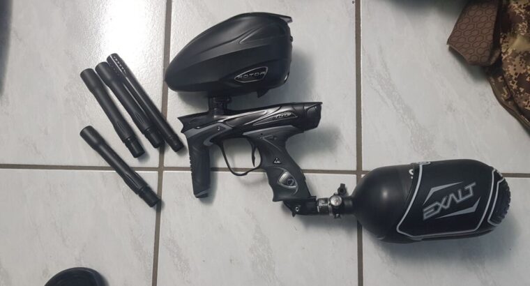 Dye Dm 15 mit viel Zubehör