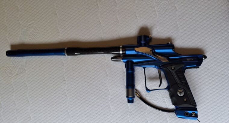 DP Fusion FX in Blau, mit Hooper und Flasche