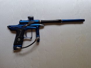 DP Fusion FX in Blau, mit Hooper und Flasche