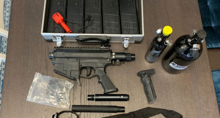 Milsig M17 Markierer, 6 Magazine, 2x HP Flasche, 2 Läufe, viel Zubehör