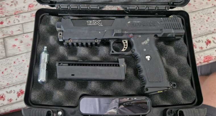 Tippmann TIPX Markierer Marker Pistole 2 Magazine mit Halfter