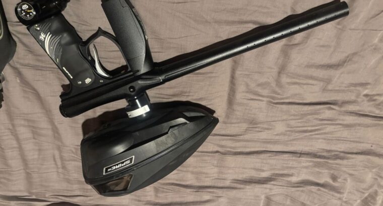 Empire Invert Mini mit Virtue Spire 3 und Koffer