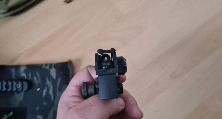 Valken Maske, Tamanian Tiger, M16AR15 Griff usw