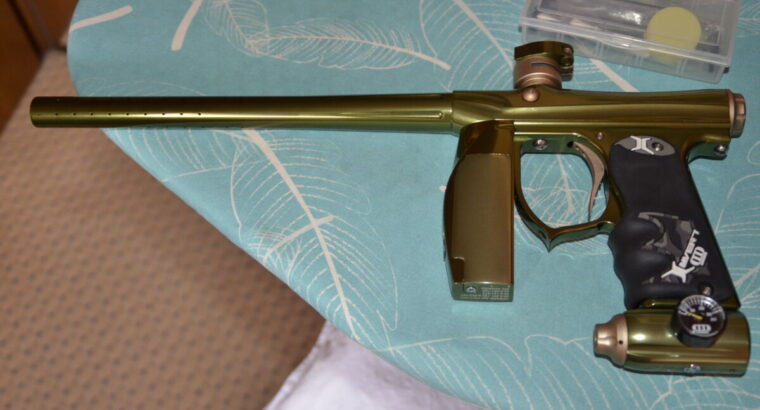 Invert Mini Neu Gloosy grün