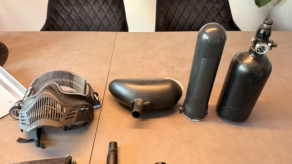 Druckluft Tank New Legion One Paintballs (2000 Stück, Kal. 68