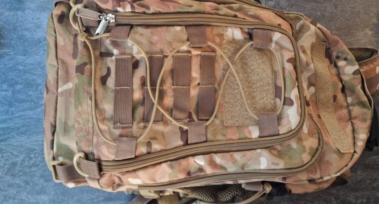 Dye Rize CZR Paintball Makierer Red Cal 68 + 0.8l Tank + Empire Hopper