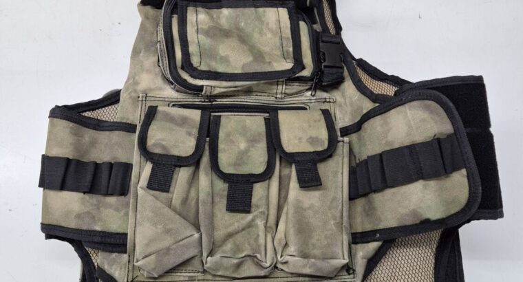 Taktische Weste und Battlepacks