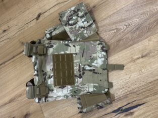 Plattenträger camo neu