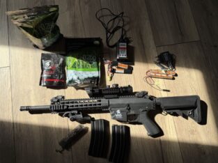 Airsoft M4 Lancer Tactical