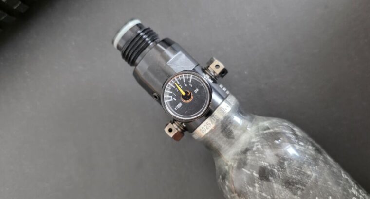 EMF100*neu* – Flasche 0,25l – 4 Magazine