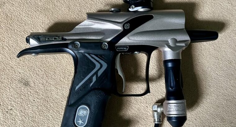 Planet Eclipse EGO8 mit Koffer und Zubehör zu verkaufen
