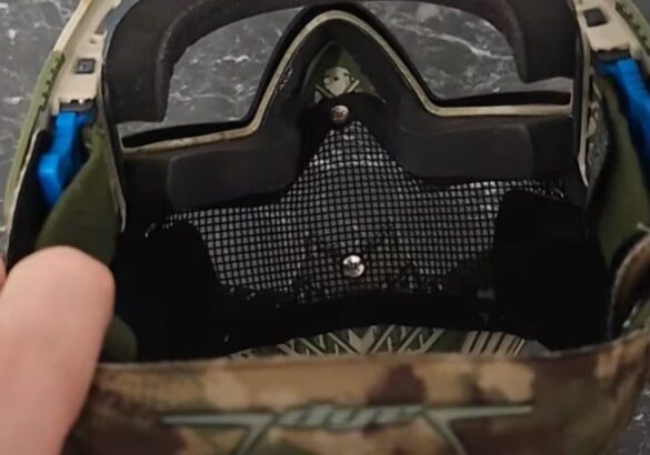 Dye i5 Camo mit Mesh Umbau neuwertig + Ersatzglas