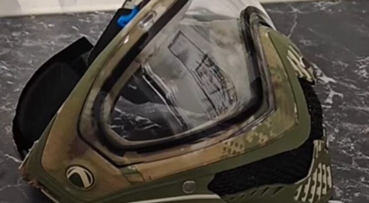 Dye i5 Camo mit Mesh Umbau neuwertig + Ersatzglas