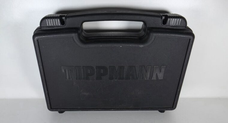 Tippmann TPX Paintball-Pistole mit 4 Magazinen und Koffer