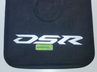 DYE DSR in Schwarz