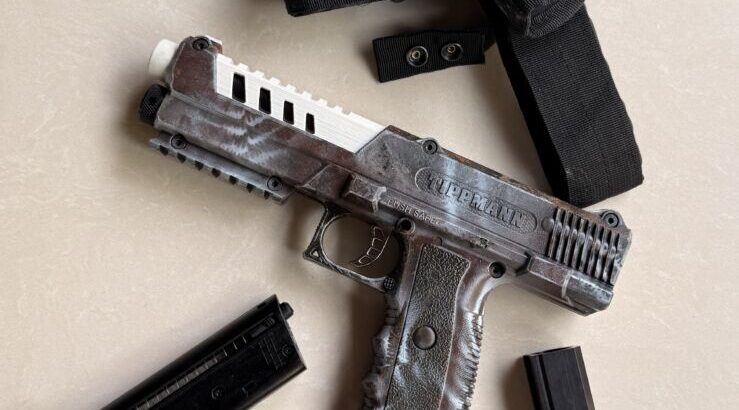 Tippmann TIPX, mit Farntarnairbrush inkl. Beinholster