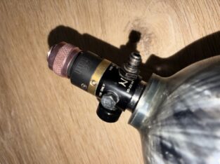 Armotech 300 Bar 0,8l Flasche mit Ninja Pro V2 Regulator