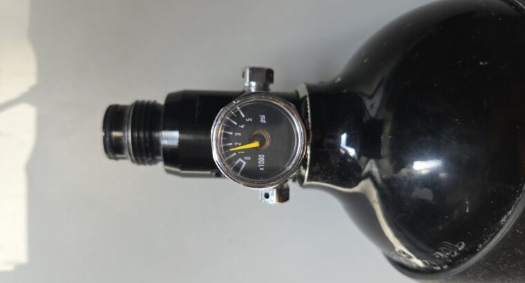 Robuste HPA Flasche 0,8L / 200 Bar inkl. HK Army Protector
