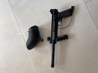 Tippmann 98 Custom Paintball Markierer & Hopper