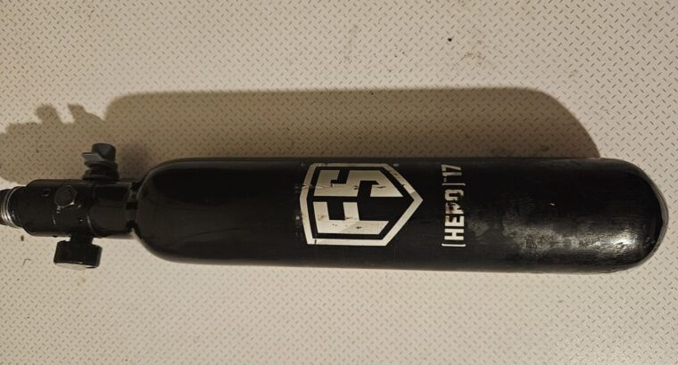 First Strike Hero 300 Bar HP Flasche