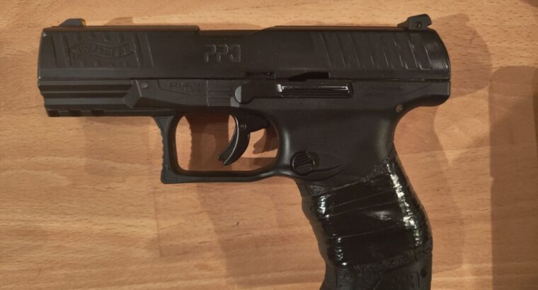 Walther PPQ Pistole + Holster