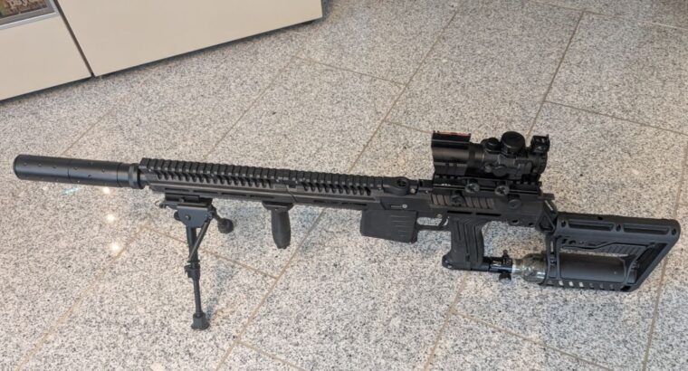 EMF 100 Sniper Version mit Zubehör