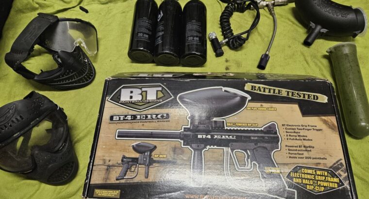 Paintball-Set Marker, Maske, Gasflaschen, Munitionsbehälter