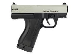 Kaufe First Strike